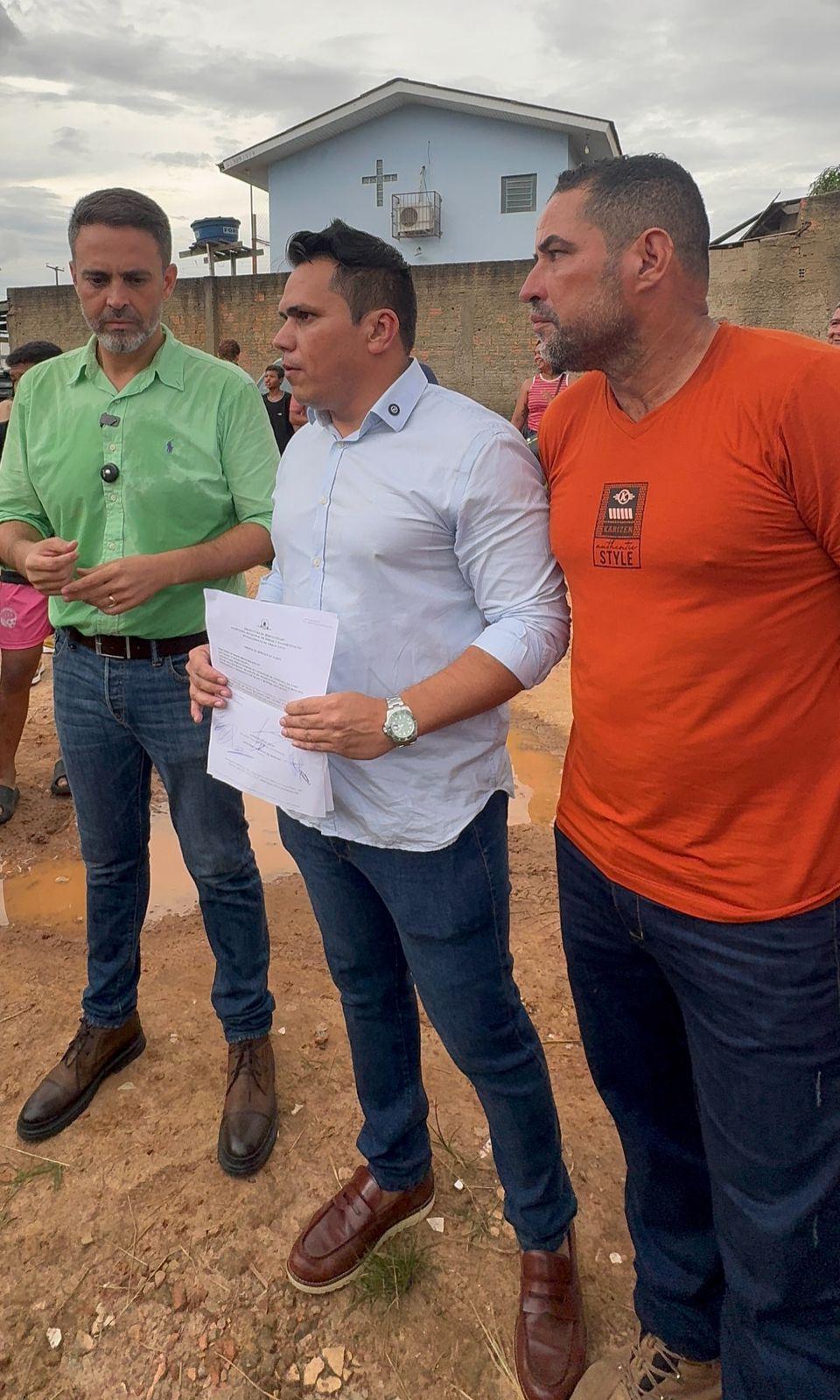 Vereador Edimilson Dourado Cobra Melhorias para Ruas do Bairro Aeroclube