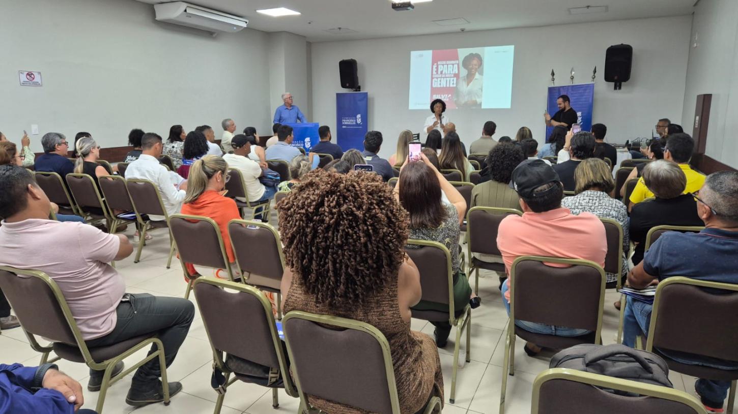 SILVIA CRISTINA: Fundação Francisco Dornelles promove capacitação para fortalecer lideranças