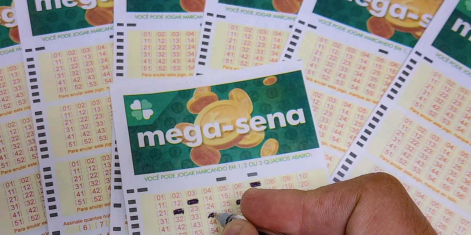 Mega-Sena acumula para R$ 30 milhões; confira os números sorteados