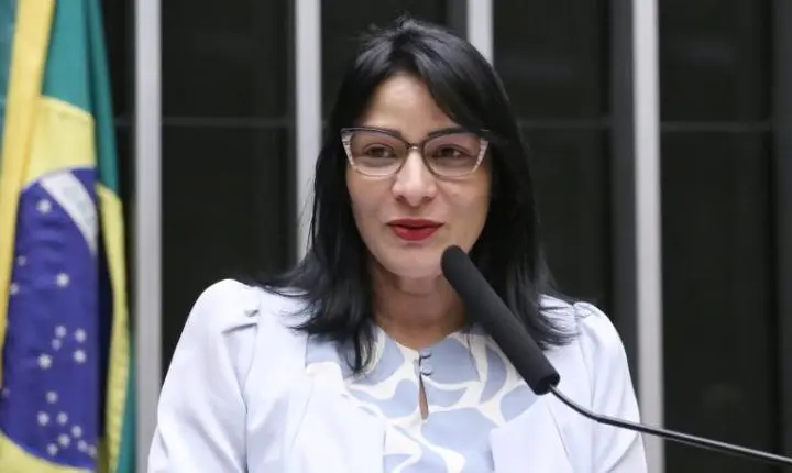 Comissão aprova criação do Disque Parente para denunciar violência contra indígenas