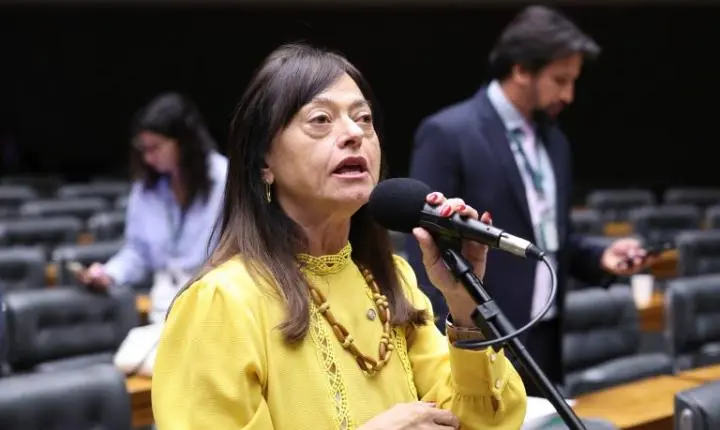 Comissão debate déficit de auditores-fiscais do trabalho; participe