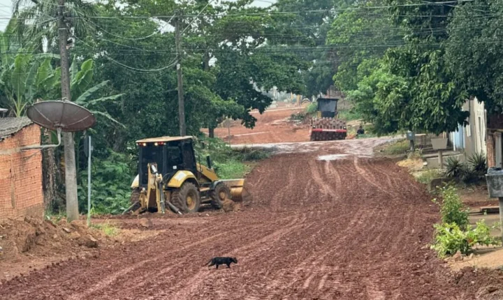 EDIMILSON DOURADO: Vereador fiscaliza ruas e cobra melhorias no Cidade do Lobo
