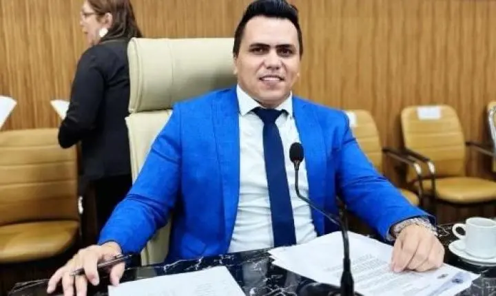 EDIMILSON DOURADO:: Vereador reforça cobrança por asfaltamento de ruas no Bairro Castanheira