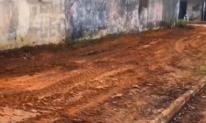 Parceria entre vereador Edimilson Dourado e Seinfra garante limpeza em ponto crítico do Caladinho