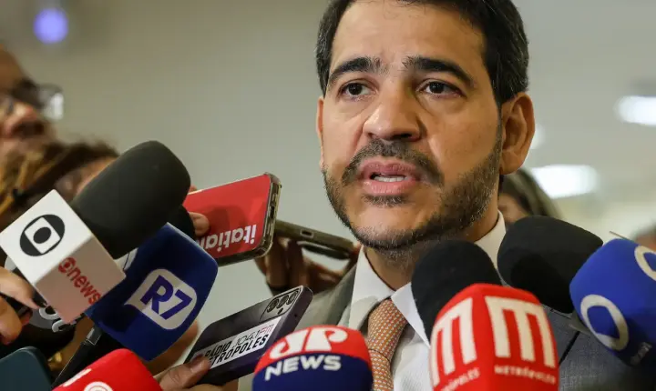 Parecer da indicação de Jorge Messias ao STF é lido na CCJ do Senado