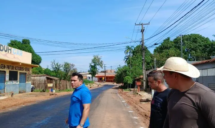 Vereador Edimilson Dourado garante pavimentação de mais uma rua no bairro Castanheira