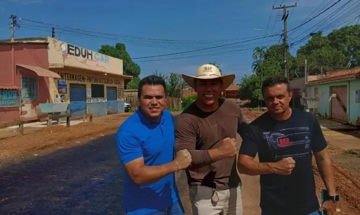 Vereador Edimilson Dourado garante pavimentação de mais uma rua no bairro Castanheira