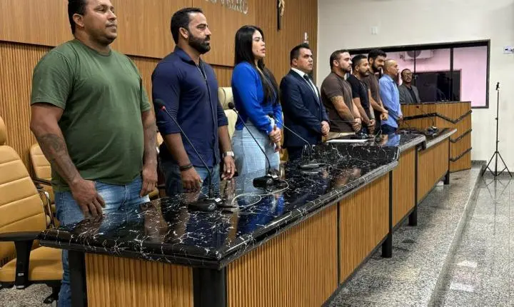 Vereador Edimilson Dourado presta homenagem a mestre de artes marciais por contribuição ao esporte em Rondônia