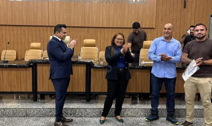 Vereador Edimilson Dourado presta homenagem a mestre de artes marciais por contribuição ao esporte em Rondônia